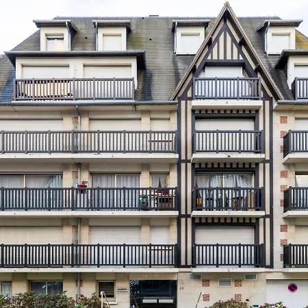 Marie Antoinette-4 By Interhome Apartment