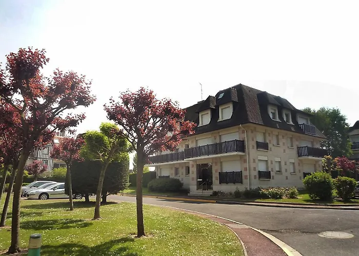 Marie Antoinette-4 By Interhome 도빌