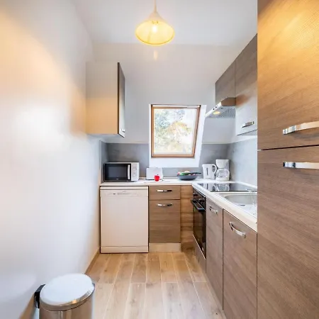 Marie Antoinette-4 By Interhome *